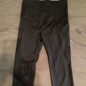 Gap maternity spandex